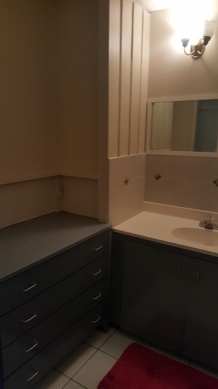 Comfortable Suite 1 Kingston Eksteriør bilde